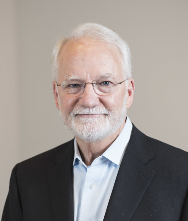 corporate-and-employee-communications-consultant-michael-green-communications-684×1024 Executive Communications Consultant: Corporate and Employee Communications